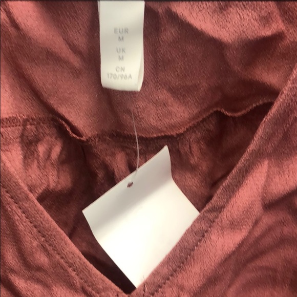 NWT H&M top - Picture 2 of 2